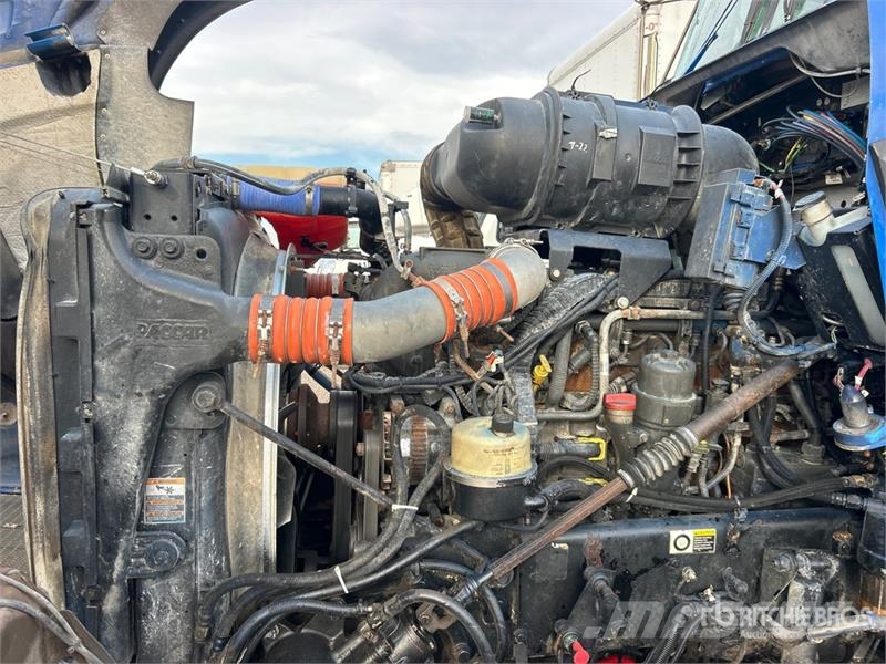 Kenworth T800 Pašizgāzējs