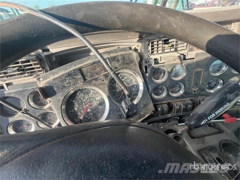 Kenworth T800 Motrici e Trattori Stradali