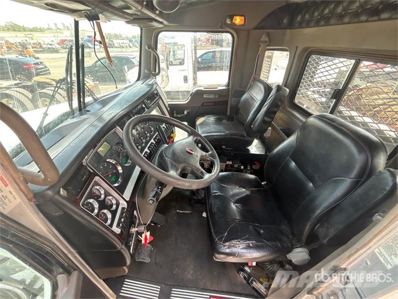 Kenworth T800 Vyslobodzovacie vozidlá
