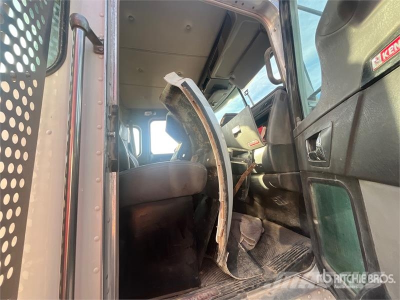 Kenworth T800 Motrici e Trattori Stradali