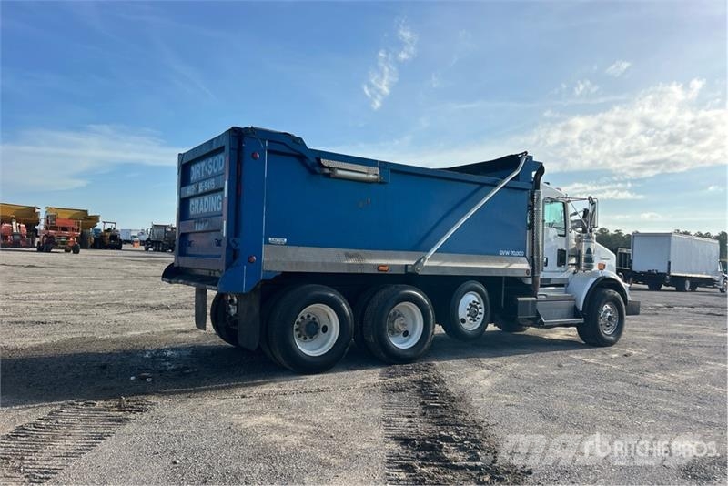 Kenworth T800 Tipper trucks