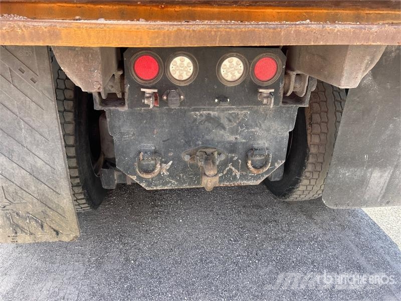 Kenworth T800 Autobasculanta