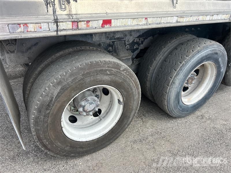 Kenworth T800 Tipper trucks