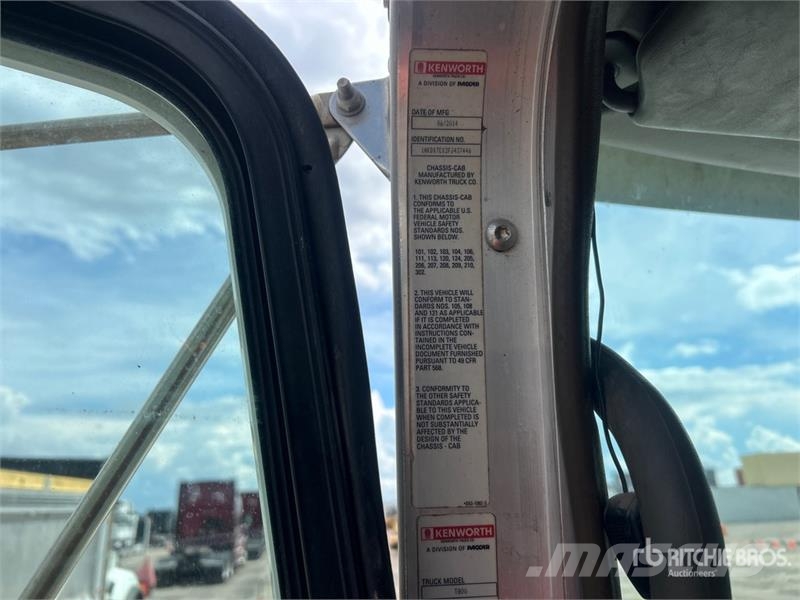 Kenworth T800 Tipper trucks