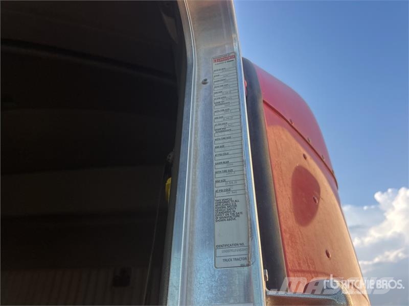 Kenworth T800 وحدات الجر