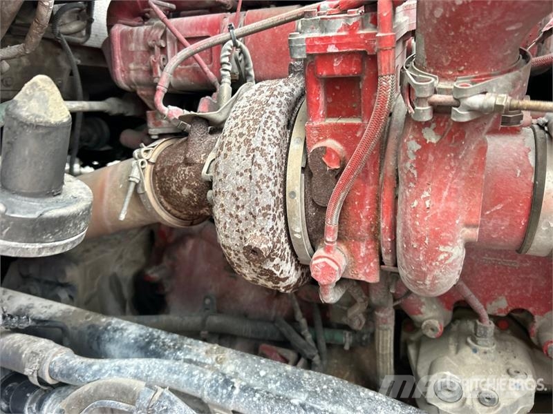Kenworth T800 Savivarčių priekabų vilkikai
