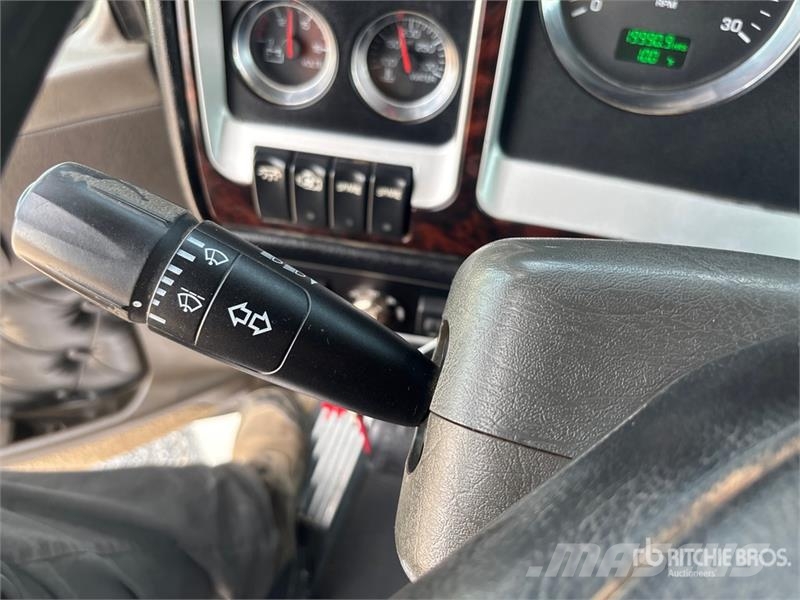 Kenworth T800 Vyslobodzovacie vozidlá