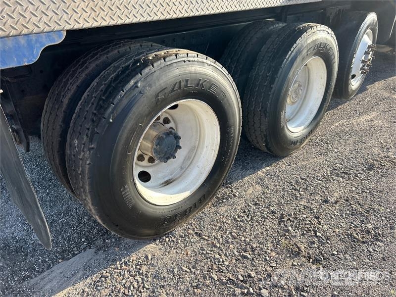 Kenworth T800 Tipper trucks