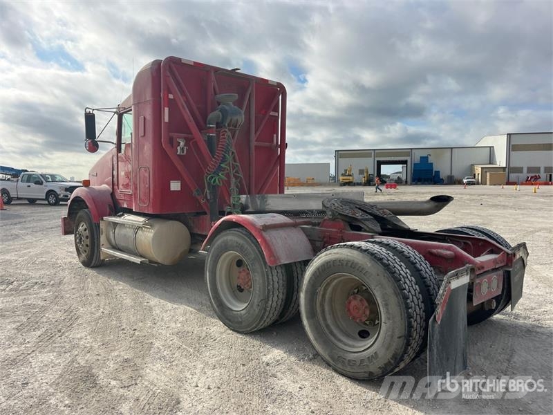 Kenworth T800 Sadulveokid