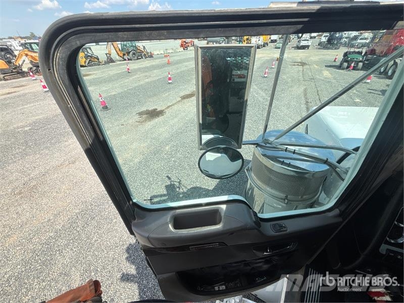 Kenworth T800 Vyslobodzovacie vozidlá