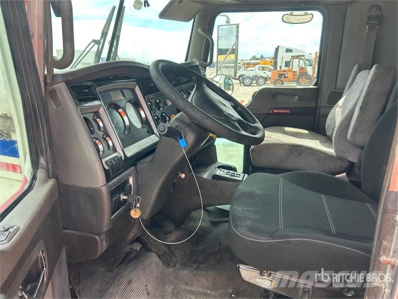 Kenworth T800 Tipper trucks