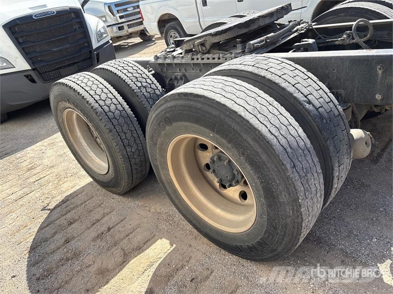 Kenworth T800 Vlačilci