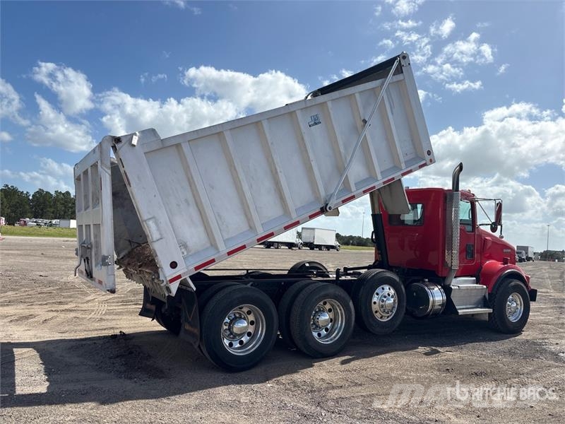 Kenworth T800 شاحنات قلابة