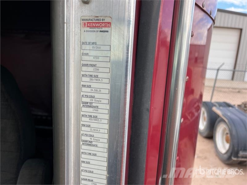 Kenworth T800 牵引车