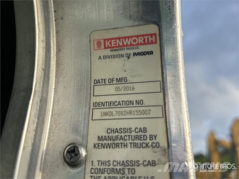 Kenworth T800 Kombinuotos paskirties / vakuuminiai sunkvežimiai