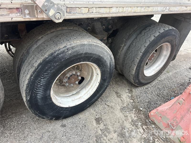 Kenworth T800 傾卸式卡車