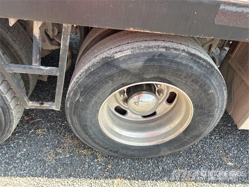 Kenworth T800 콤비/진공 트럭