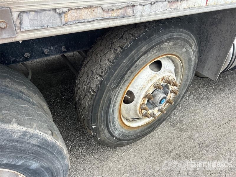 Kenworth T800 Tipper trucks