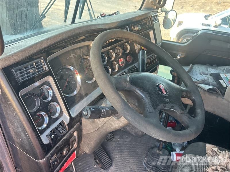 Kenworth T800 Vilcēji