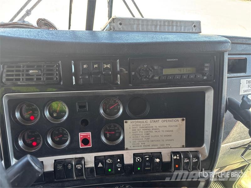 Kenworth T800 Prime Movers