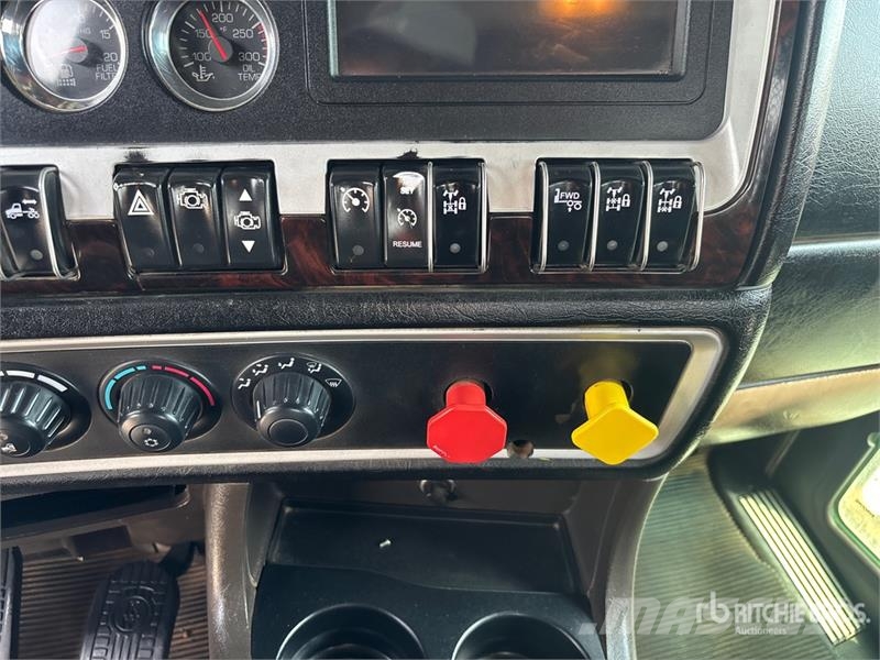 Kenworth T800 Vyslobodzovacie vozidlá
