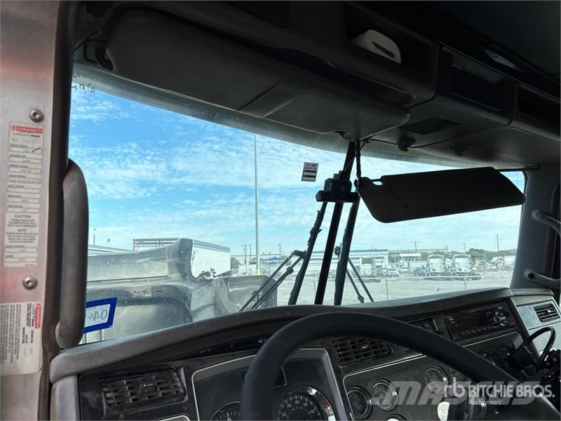 Kenworth T800 Prime Movers