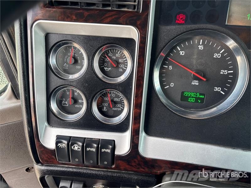 Kenworth T800 Vyslobodzovacie vozidlá