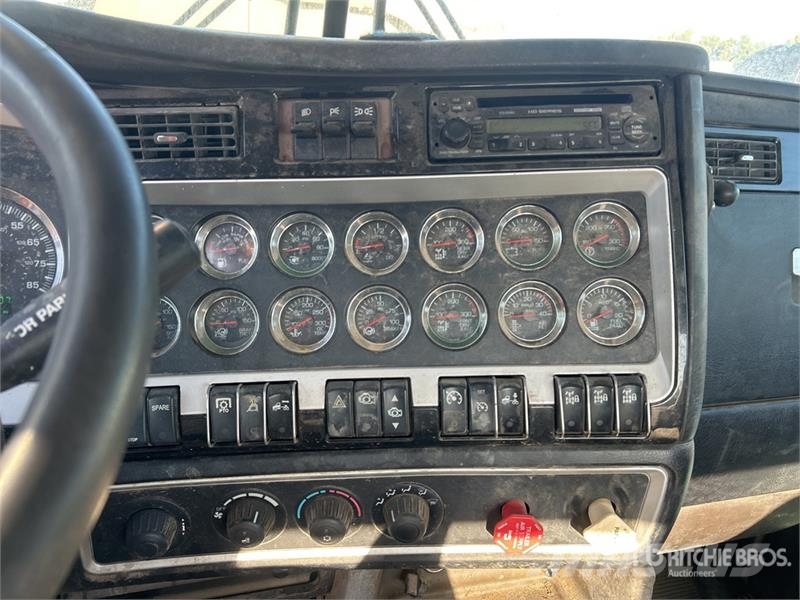 Kenworth T800 Τράκτορες