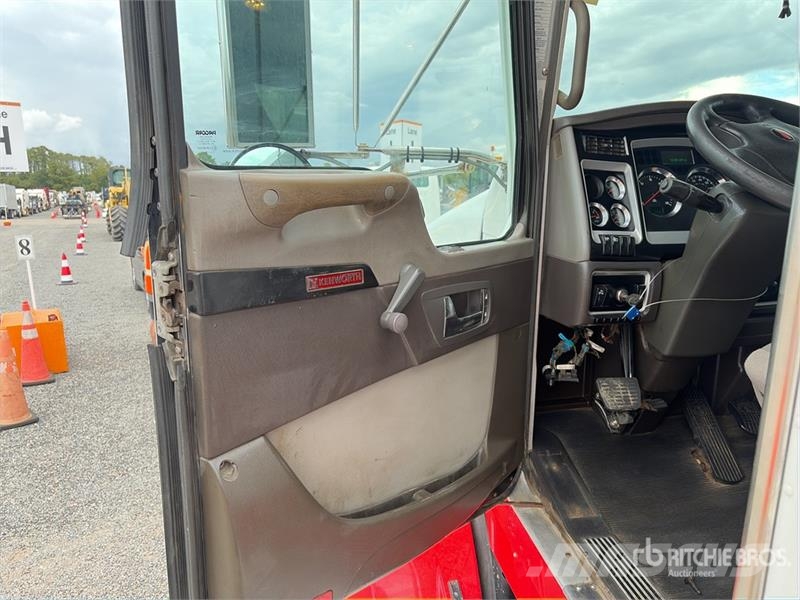 Kenworth T800 Autotractoare