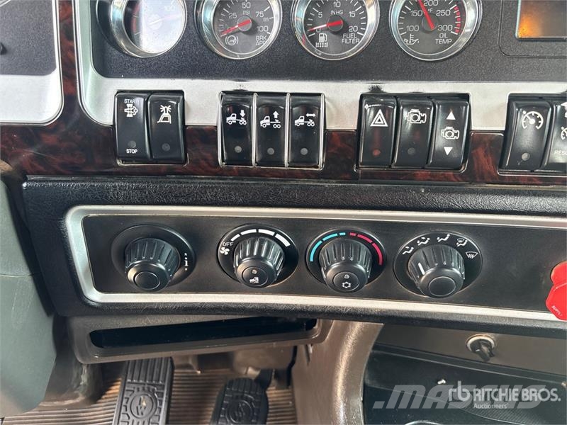 Kenworth T800 Vyslobodzovacie vozidlá
