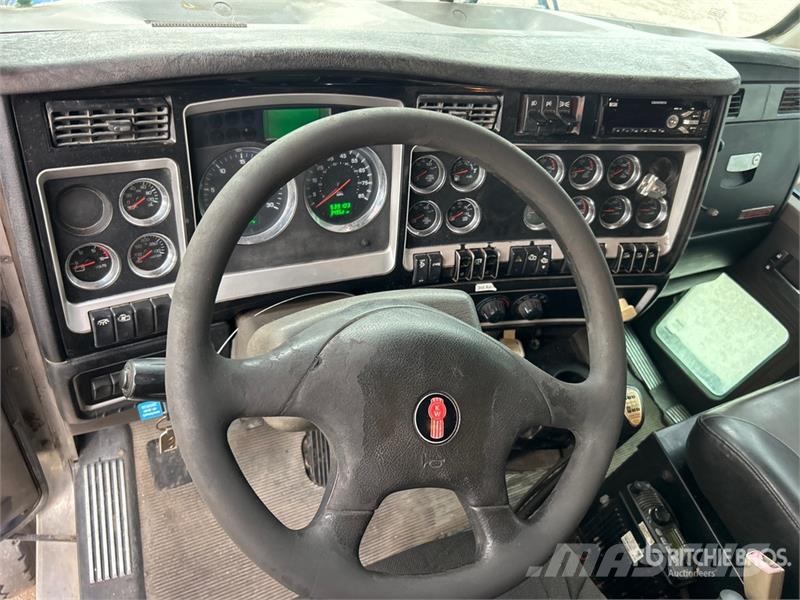 Kenworth T800 Pašizgāzējs