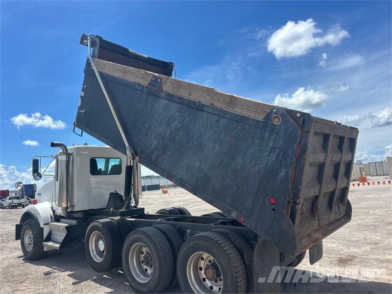 Kenworth T800 Autobasculanta