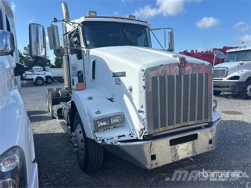 Kenworth T800 Седельные тягачи