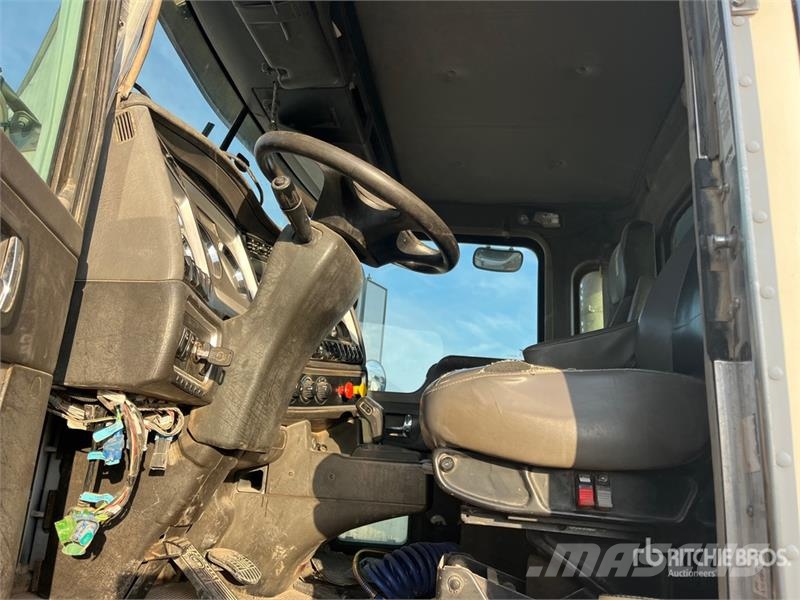 Kenworth T800 Motrici e Trattori Stradali