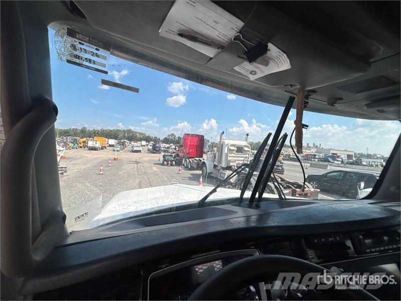 Kenworth T800 Vyslobodzovacie vozidlá
