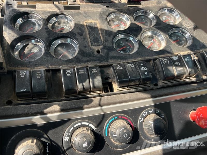 Kenworth T800 Motrici e Trattori Stradali