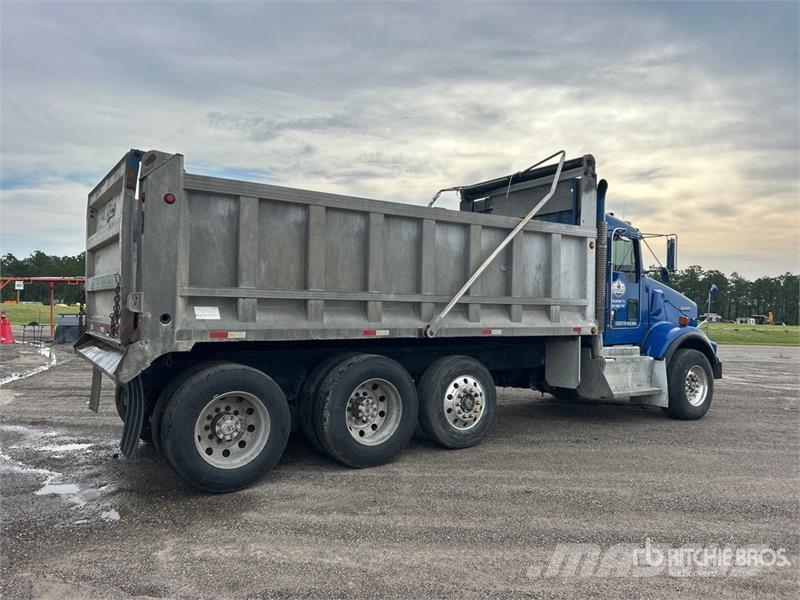 Kenworth T800 Pašizgāzējs