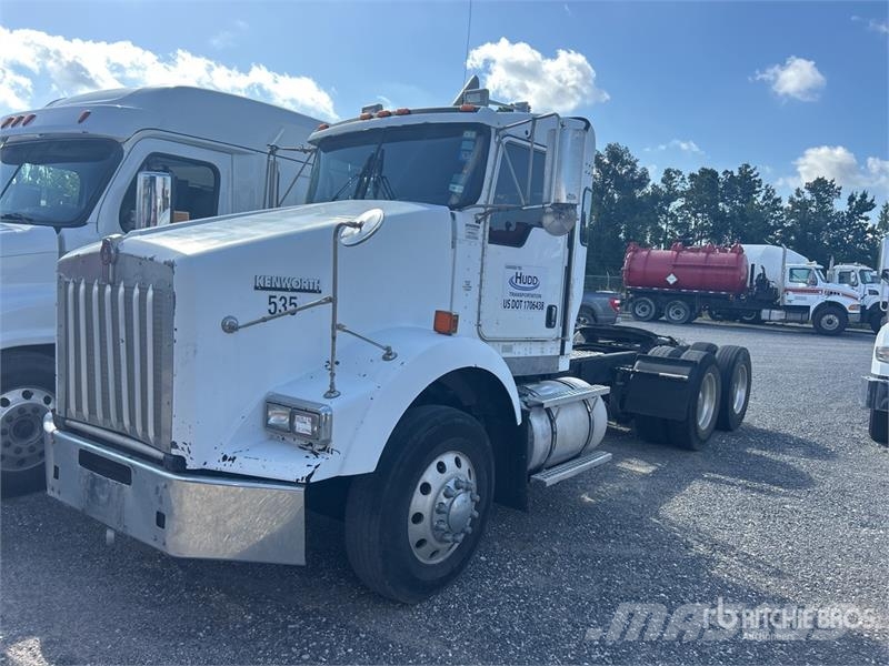 Kenworth T800 Седельные тягачи