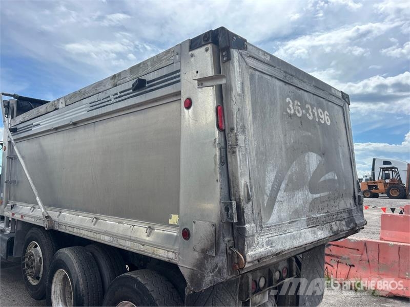 Kenworth T800 Tipper trucks