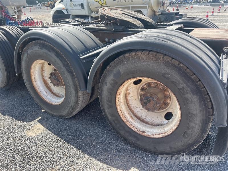 Kenworth T800 Vetopöytäautot