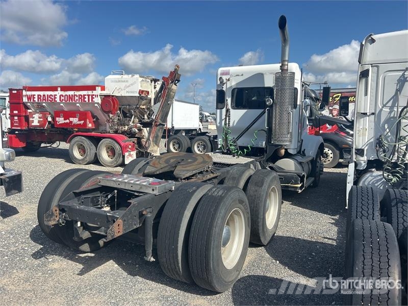 Kenworth T800 Седельные тягачи