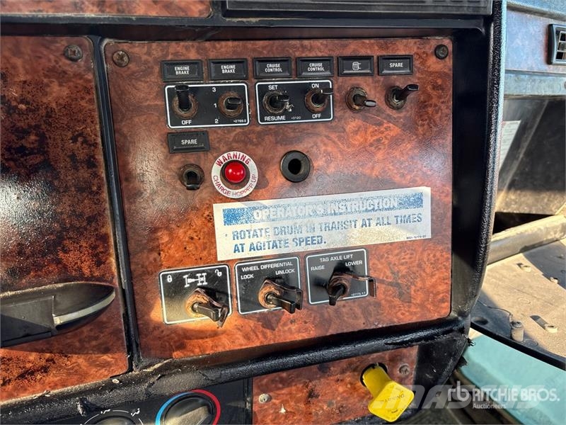 Kenworth T800 8x4 Mixer Truck (Inoperable) Φορτηγά-Μπετονιέρες