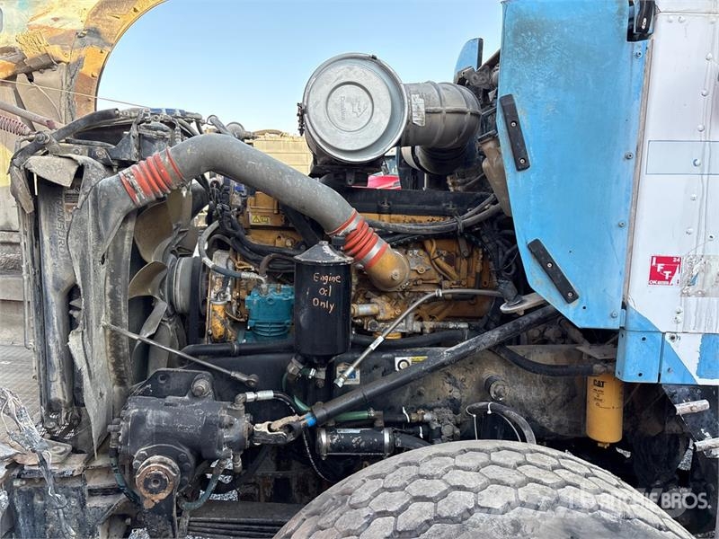 Kenworth T800 8x4 Mixer Truck (Inoperable) Φορτηγά-Μπετονιέρες
