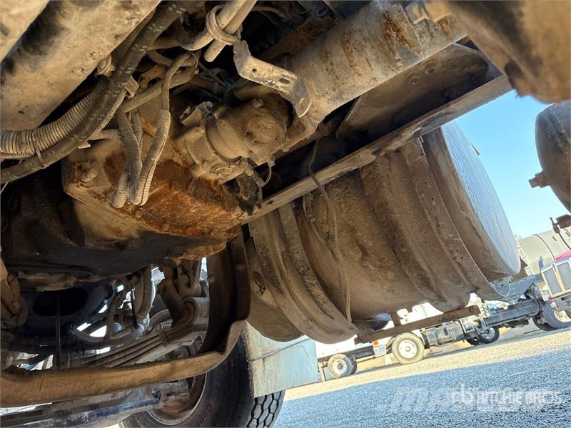 Kenworth T800 8x4 Mixer Truck (Inoperable) Φορτηγά-Μπετονιέρες