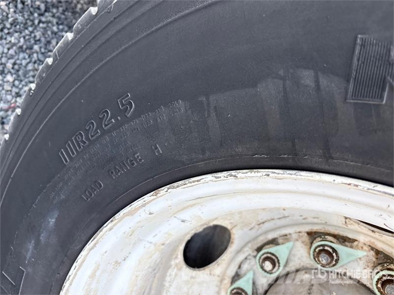 Kenworth T800 8x4 Mixer Truck (Inoperable) Φορτηγά-Μπετονιέρες