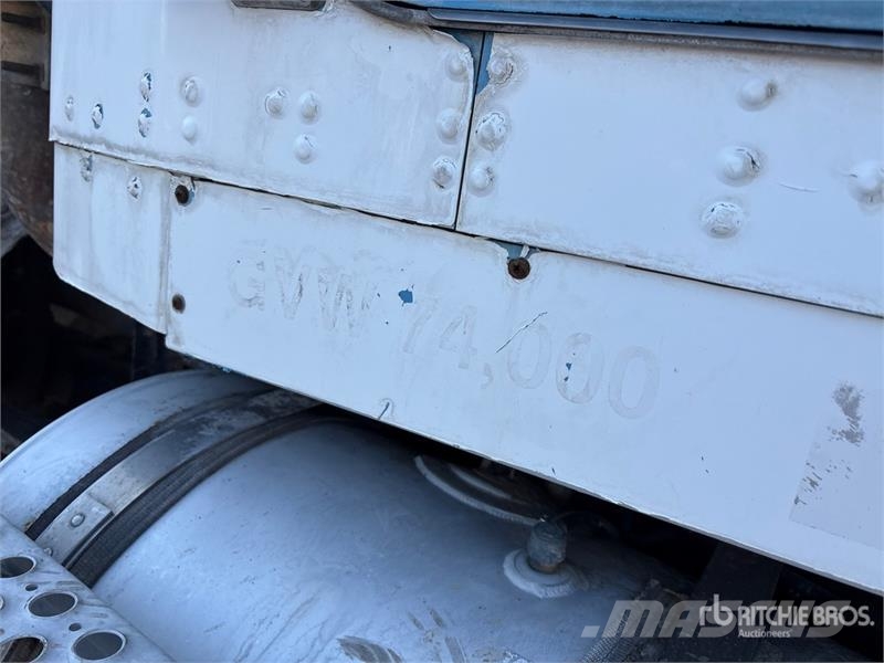 Kenworth T800 8x4 Mixer Truck (Inoperable) Φορτηγά-Μπετονιέρες