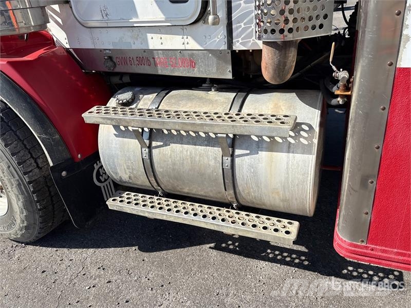 Kenworth T800 8x6 Vacuum Tanker Truck Kombinētās vakumsūkņa mašīnas