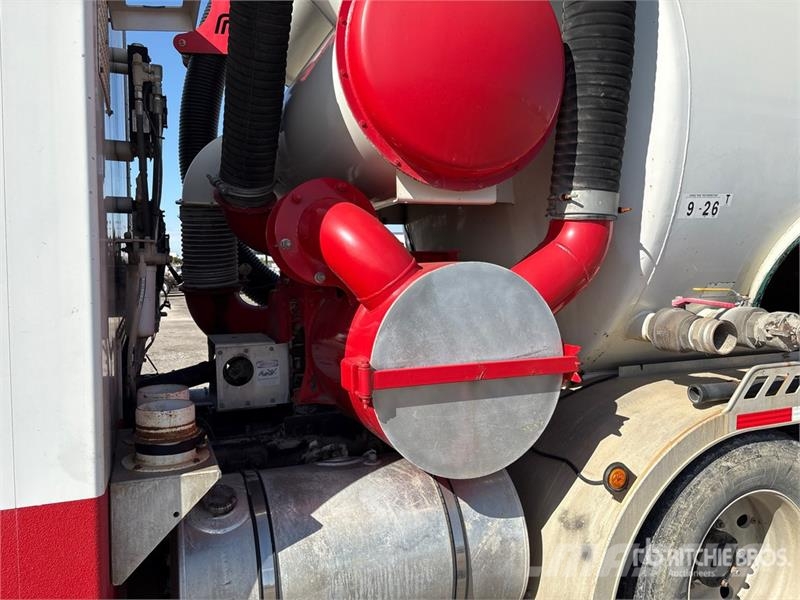 Kenworth T800 8x6 Vacuum Tanker Truck Kombinētās vakumsūkņa mašīnas