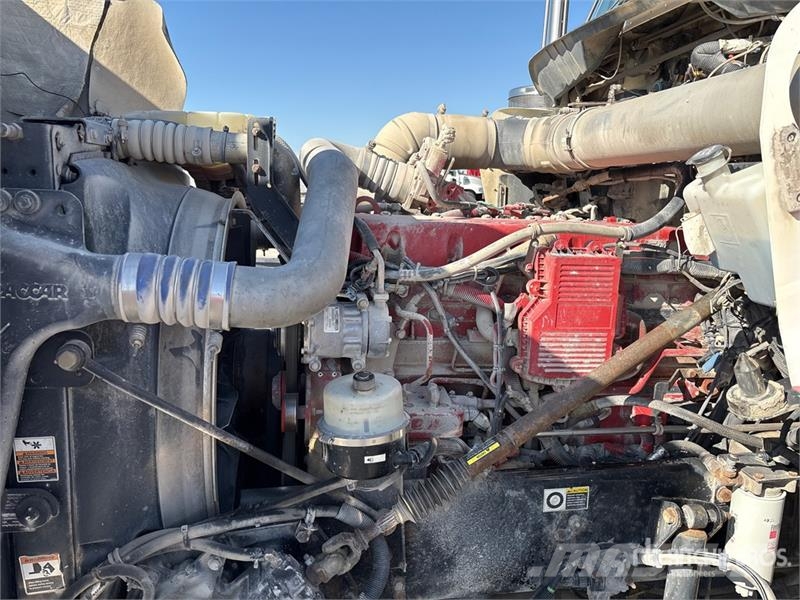 Kenworth T800 8x6 Vacuum Tanker Truck Kombinētās vakumsūkņa mašīnas