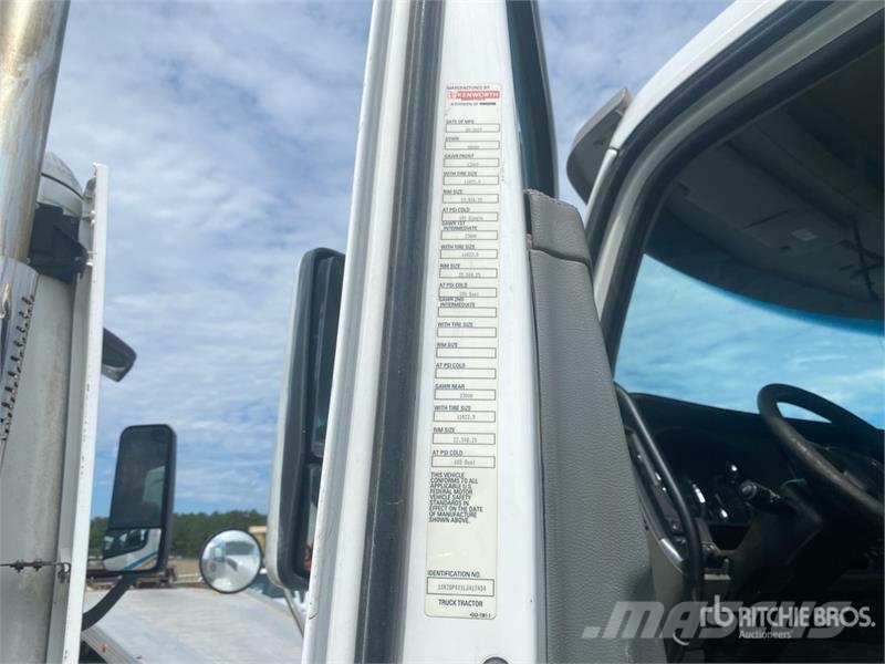Kenworth T880 Autotractoare